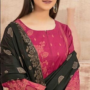 Pink and Black Floral Embroidered Kurta